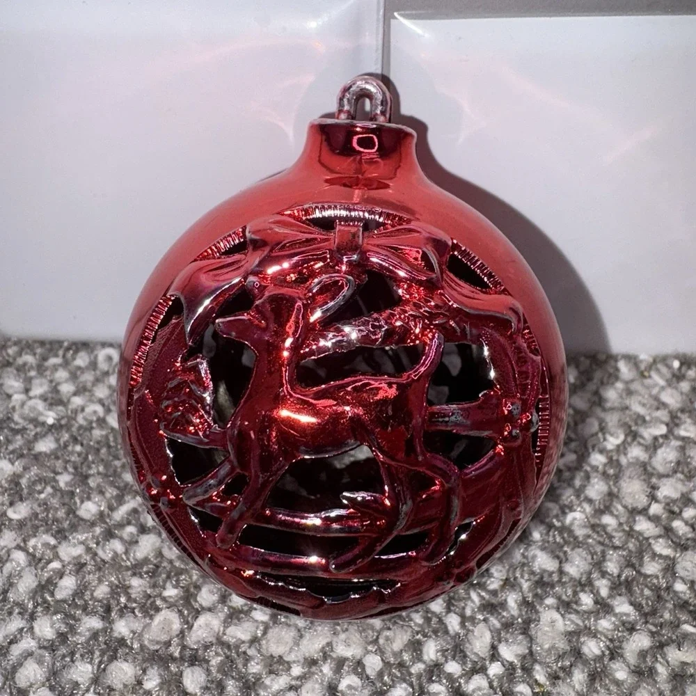 Bradford Christmas Ornaments Vintage Plastic 4 Balls Filagree Deer‎ Merry